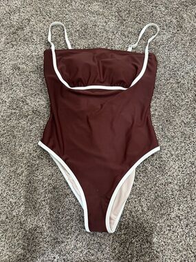 Cupshe Maroon One-Piece Swimsuit with White Trim
